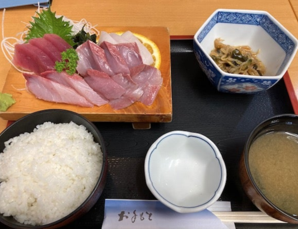 Thick-Cut Sashimi Set Meal – Umeya Shokudo @ Izu-Atagawa, Shizuoka